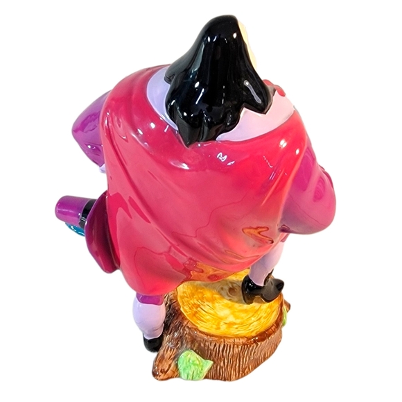 Walt Disney Pocahontas Governor Ratcliff Villian Enesco Vintage 1995 Fugurine - Picture 4 of 9